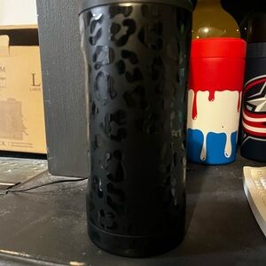 Brumate Onyx Leopard Slim